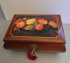 Spieluhr  Schmuckschatulle von