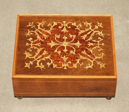 Reuge spieluhr holz - reuge, schatulle