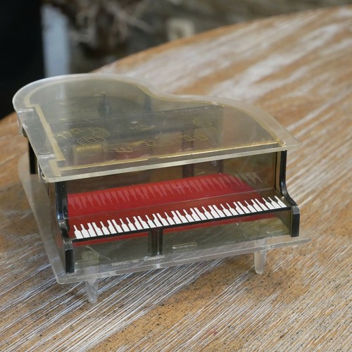 Schöne spieluhr klavier - spieluhr,